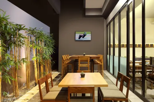 BATIQA Hotel Pekanbaru Restauration Photos