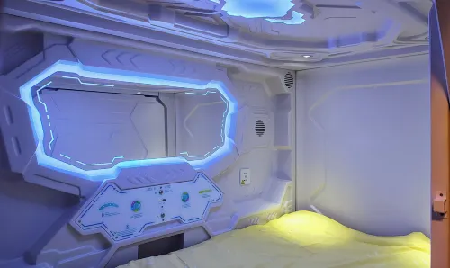 Capsule hostel Floor -1 Self Check in Chambres Photos