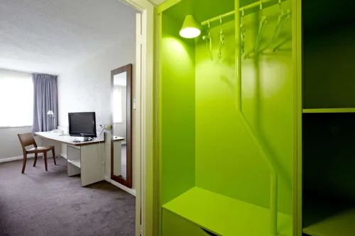 Campanile Bradford Rooms Photos