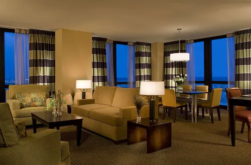 Hilton Chicago O'Hare Airport Photos