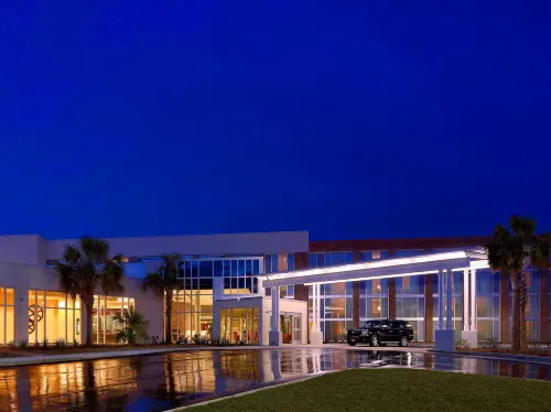 DoubleTree by Hilton Hotel and Suites Charleston Airport Экстерьер Photos
