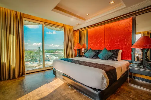 Fields Plaza Hotel by ABC Photos