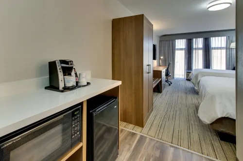 Holiday Inn Express & Suites Atlanta-Emory University Area Rooms Photos