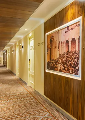 YMCA Three Arches Hotel Public Areas Photos