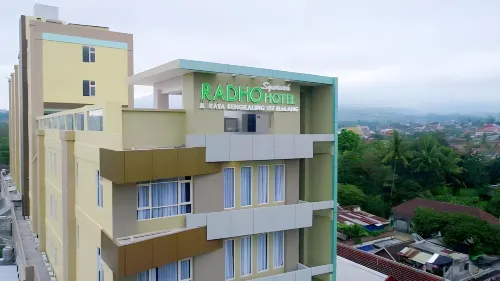 Hotel Radho Syariah malang Eksterior Photos