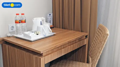 Kyriad Hotel Airport Jakarta Zimmer Photos