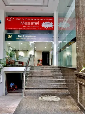 The Lumiere Near Tan Son Nhat Airport Unggulan Photos