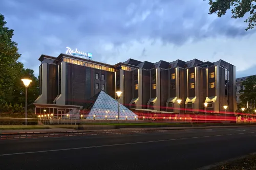 Radisson Blu Ridzene Hotel, Riga Exterior Photos