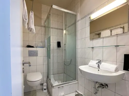 Hotel Sendlinger Tor Rum Photos