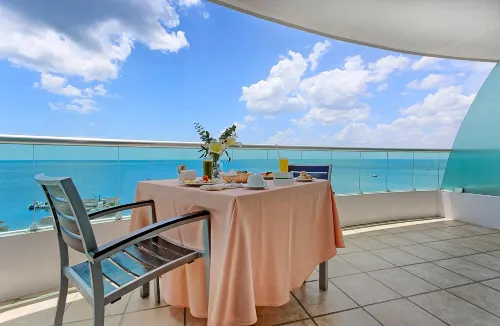 Holiday Inn Campeche Photos