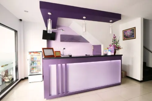 Oriza Hotel Surabaya Public Areas Photos