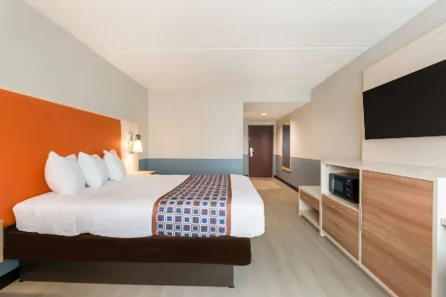 Baymont by Wyndham Westampton Photos