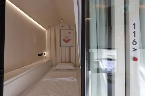The O Pod Capsule Hotel Kamar Photos