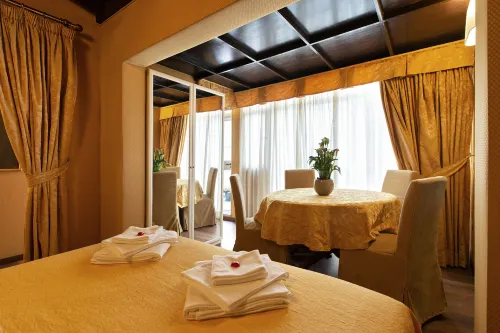 Canova Rooms in Spanish Steps Rooms Photos