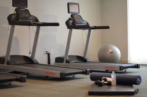 Holiday Inn Express & Suites Miami - Hialeah Leisure & Recreation Photos