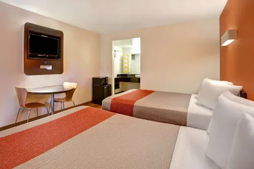 Motel 6 Sunnyvale, CA - North Rooms Photos