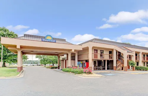 Days Inn by Wyndham Wilson Ngoại thất Photos
