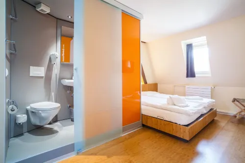 EasyHotel Basel - Self Service and Self Check-IN Camere Photos
