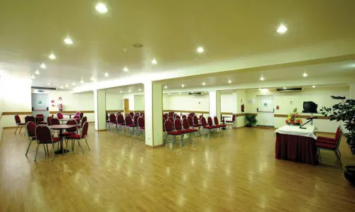 Dom Jose Beach Hotel (Plus) Espaces Affaires Photos