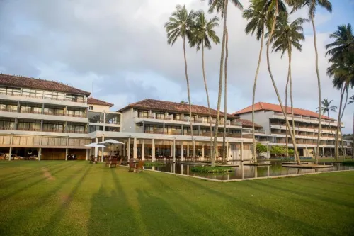 The Blue Water - Geoffrey Bawa Heritage - City Resort Hotel Suositellut Photos