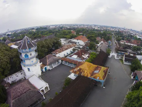 The Alana Hotel & Convention Center Solo by Aston Dekat Hotel Photos