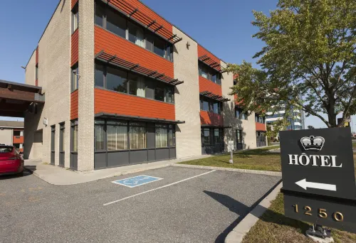 Le Dauphin St-Hyacinthe Extérieur Photos