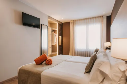 Hotel Windsor Tossa - Adults Only 16 Featured Photos
