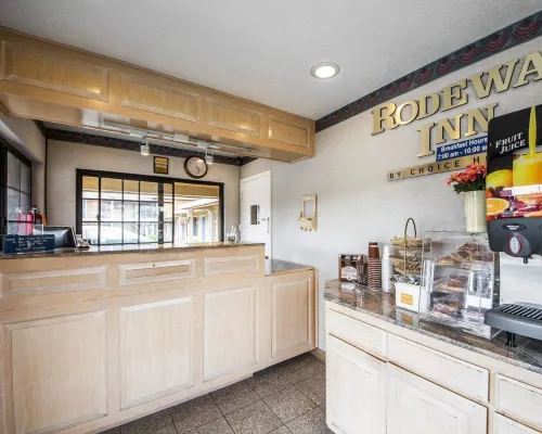 Rodeway Inn Monterey Near Fairgrounds Restauration Photos