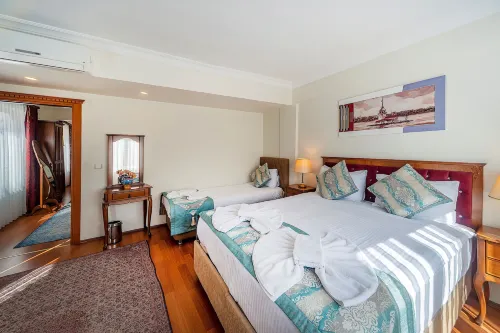 Sultan House Photos