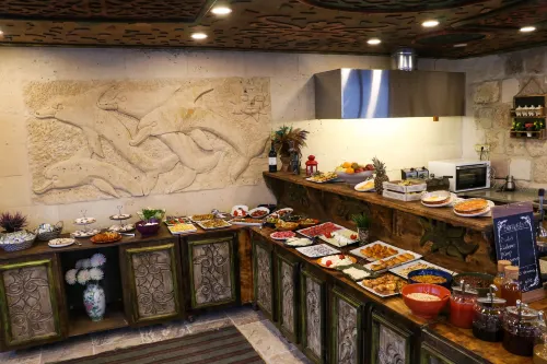 Olivia Cave Hotel Dining Photos
