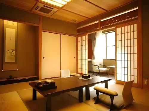 Sennennoyu Koman Camere Photos