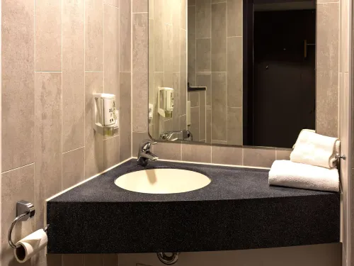 B&B HOTEL Koblenz-City Chambres Photos