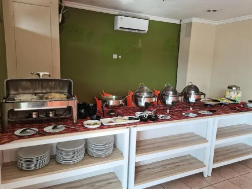 Catur Putra Hotel Magelang Makanan Photos