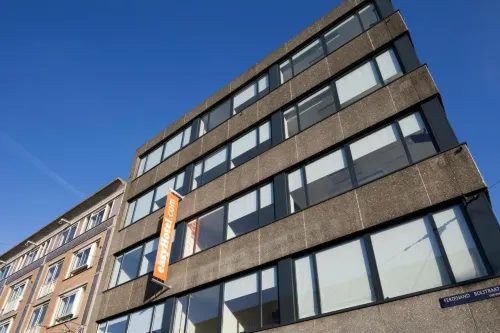 EasyHotel Amsterdam City Centre South Exterior Photos