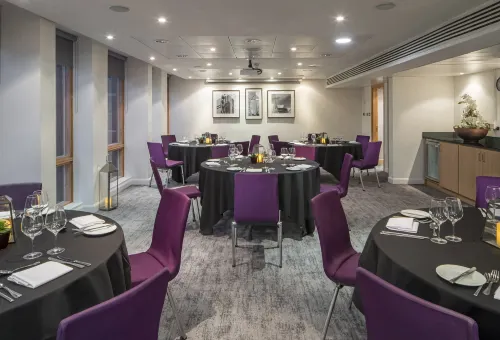 Hilton Garden Inn Birmingham Brindleyplace Restauration Photos