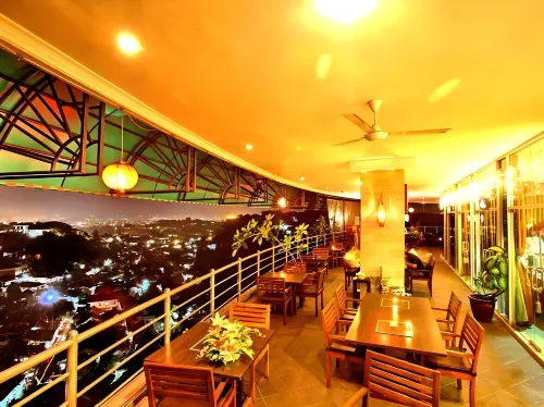Candiview Hotel Makanan Photos