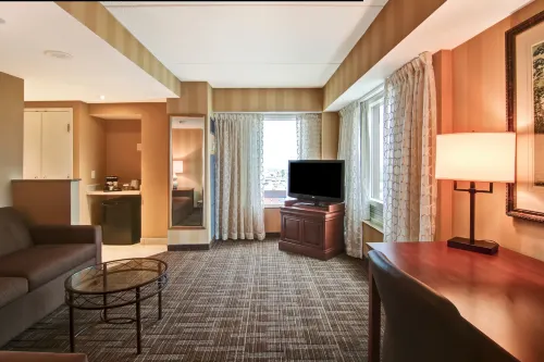 DoubleTree Fallsview Resort & Spa by Hilton - Niagara Falls Photos