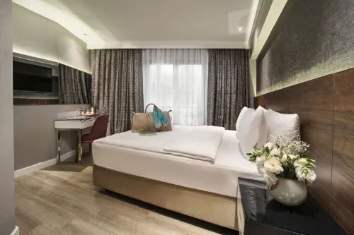 Dora Pera Hotel Huoneet Photos