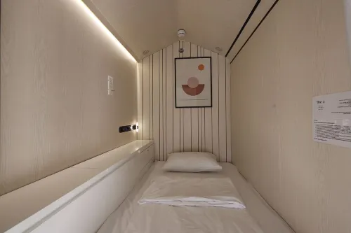 The O Pod Capsule Hotel Kamar Photos