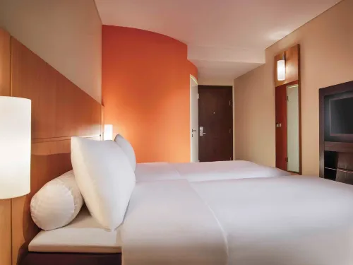 Ibis Surabaya City Center Kamar Photos