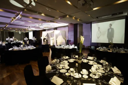 The Classic 500 Pentaz Executive Residence Dining Photos