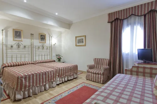 Hotel Doña María Rooms Photos