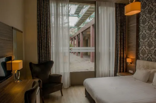 Grand Hotel Downtown Photos