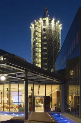 UNA HOTELS T Hotel Cagliari Extérieur Photos