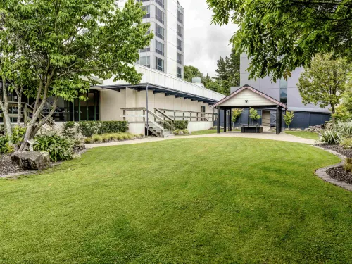 Novotel Rotorua Lakeside Exterior Photos
