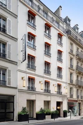 Le Belgrand Hotel Paris Champs Elysees, Tapestry Collection by Hilton Extérieur Photos