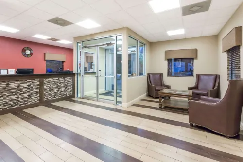 Days Inn by Wyndham Fredericksburg North Public Areas Photos