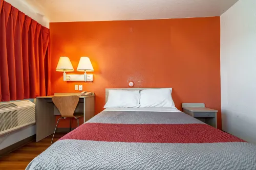 Motel 6 Palm Springs, CA - East - Palm Canyon Camere Photos