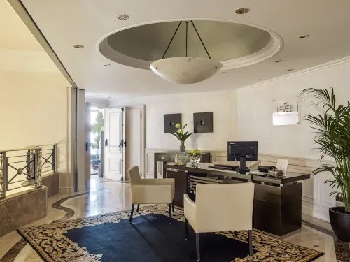 Hotel Fenix Gran Meliá - The Leading Hotels of the World Rooms Photos