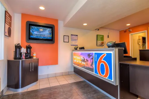 Motel 6 Westminster, CA - South - Long Beach Area Khu vực công cộng Photos